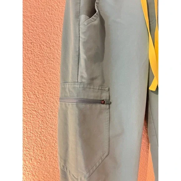 FIGS Womens Zamora Teal Hydrogreen Jogger Scrub Pants Sz XXS Medical Uniform - Picture 3 of 12